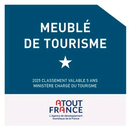 Апартаменты Le P'tit Choux 1 Etoile *